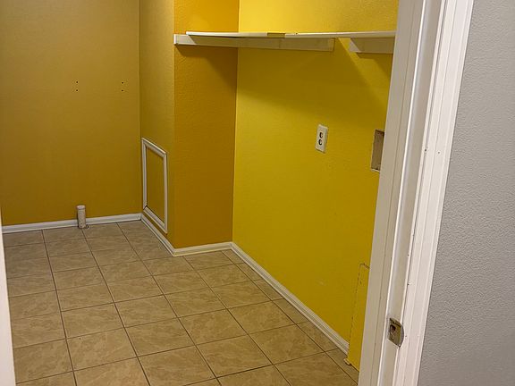 2nd image of 5045 Copen Dr