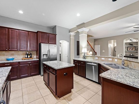 Lots of counter, cabinet and drawer space in this kitchen