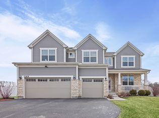 1169 Overhill Ct, Crystal Lake, IL 60012