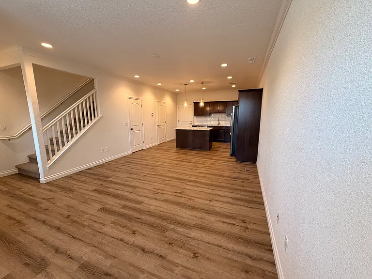 18659 Village Center Dr — Photo 3