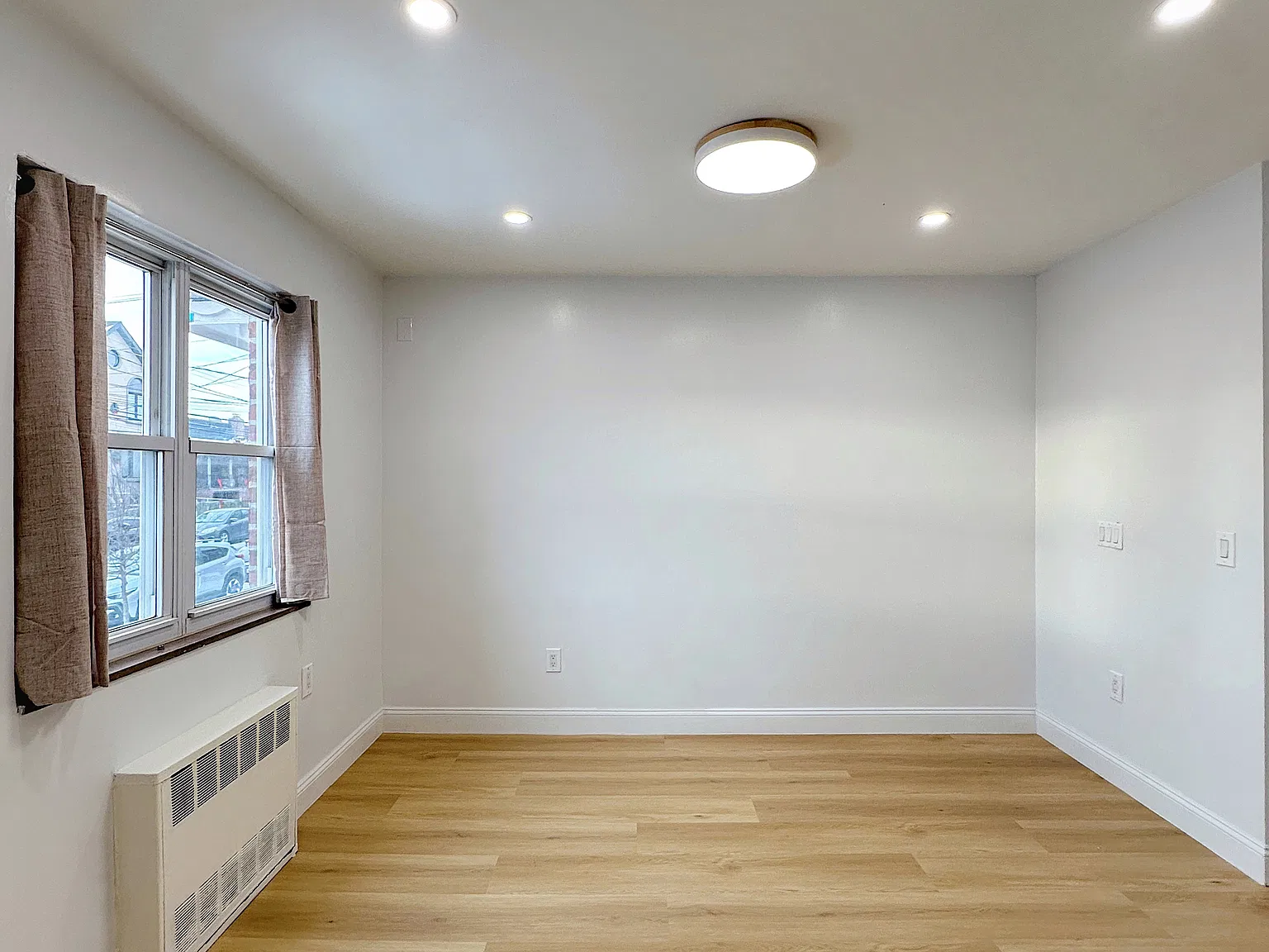 2 bed, $2,900 — Photo 3
