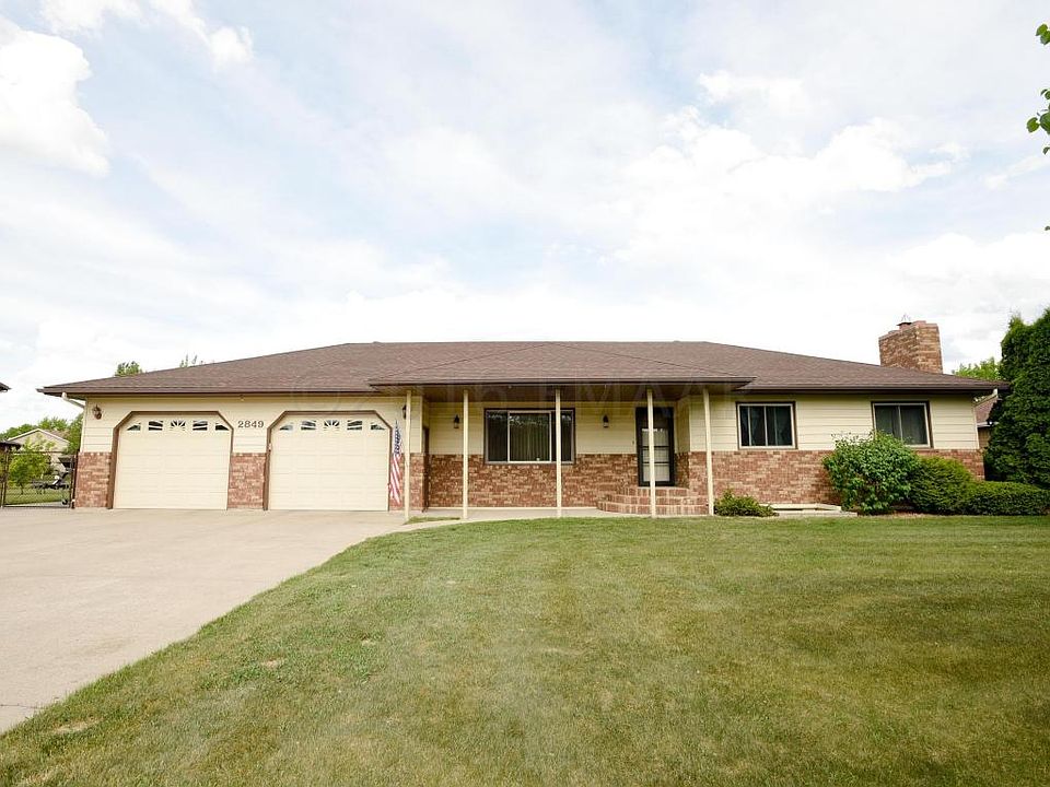 1st image of 2849 Vlg Green Dr W Loop