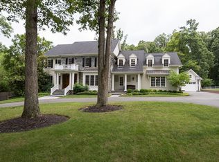9904 Logan Dr, Potomac, MD 20854