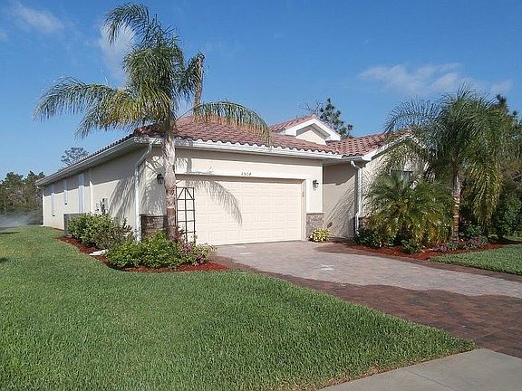 5th image of 2504 Sawgrass Lake Ct