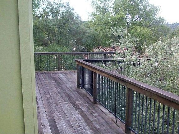 Upper Deck