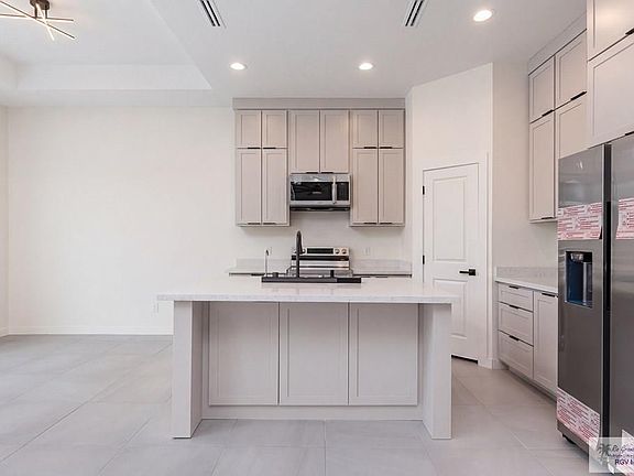 4th image of 117 Orchid Dr