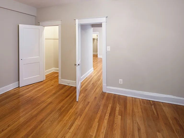 The Sedgewick Apartments — Photo 22