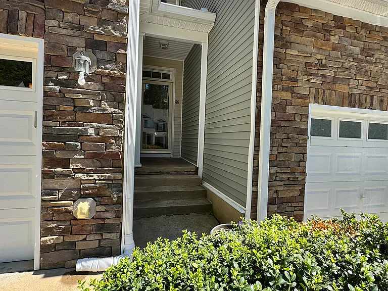 116 Jamison Woods Ln — Photo 3