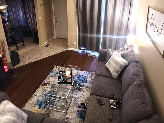 3rd image of 2295 Windsor Ln