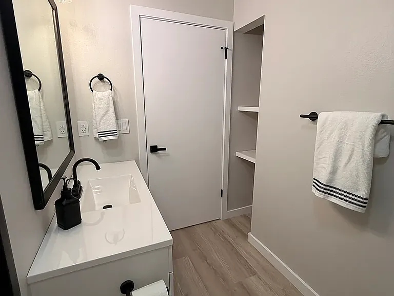 4002 Crockers Lake Blvd — Photo 11