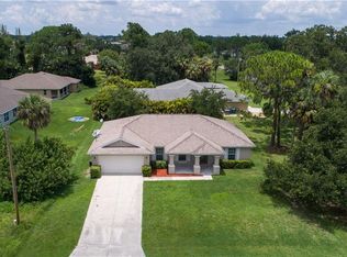 1727 NE 35th St, Cape Coral, FL 33909