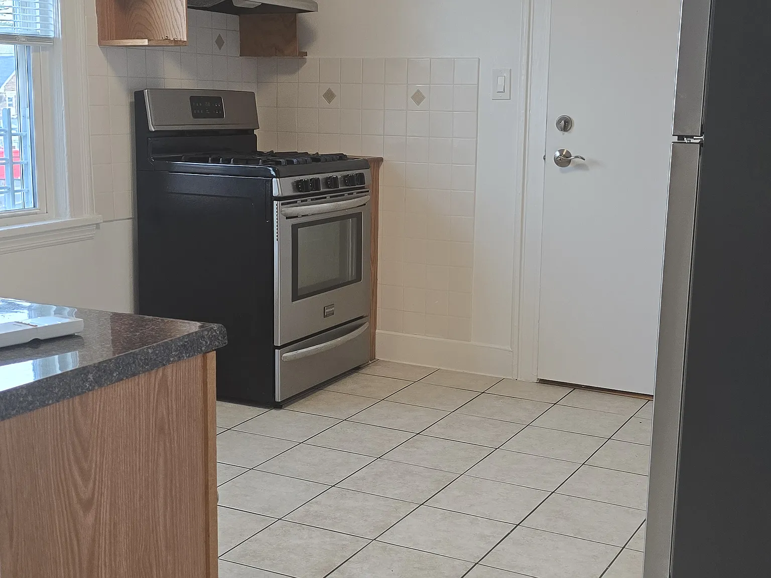 165 Washington Ave — Photo 3