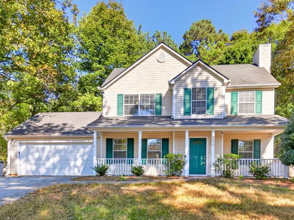 3092 Rockview Dr, Loganville, GA 30052