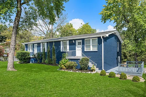 2112B Sanborn Dr Photo 1
