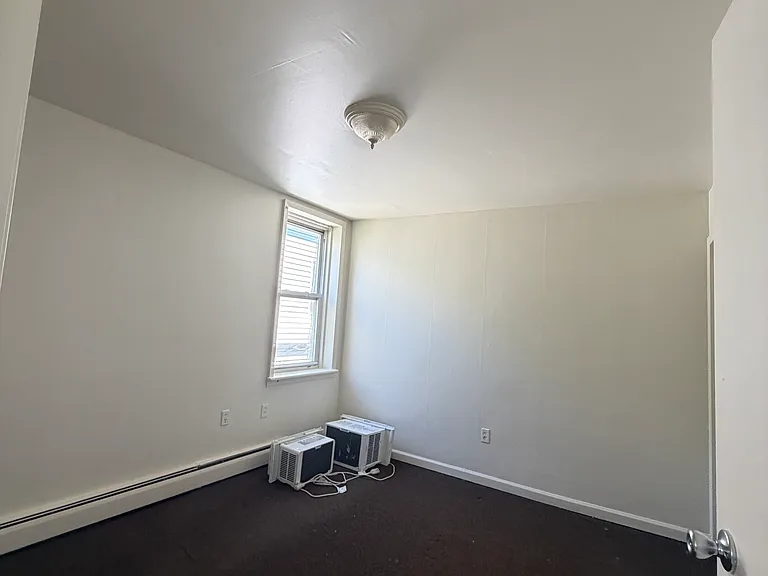 439 Home Ave #3 — Photo 1