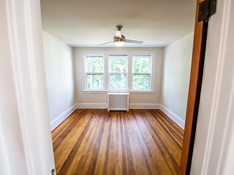 30 Boyden Pkwy #2 — Photo 12