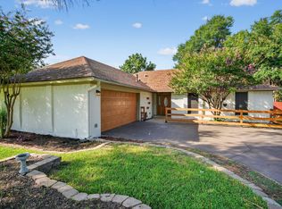 505 Oak Ridge Dr, Pflugerville, TX 78660
