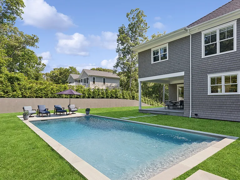 44 Lake Dr — Photo 11