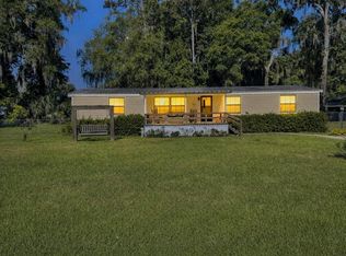 105 George Ave, Interlachen, FL 32148