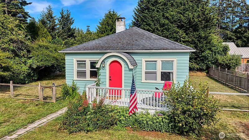 2nd image of 610 Calhoun Drive