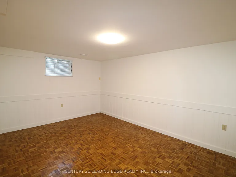 263 Ingleton Blvd #BASEMENT — Photo 12