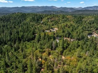 395 Stewart Rd, Grants Pass, OR 97526