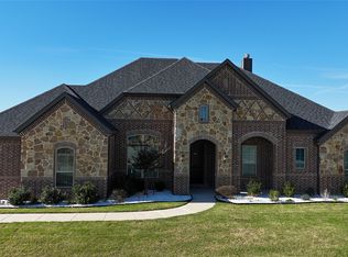 401 Evening Fire Dr, Waxahachie, TX 75167