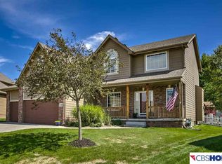 10052 Shannon Rd, La Vista, NE 68128