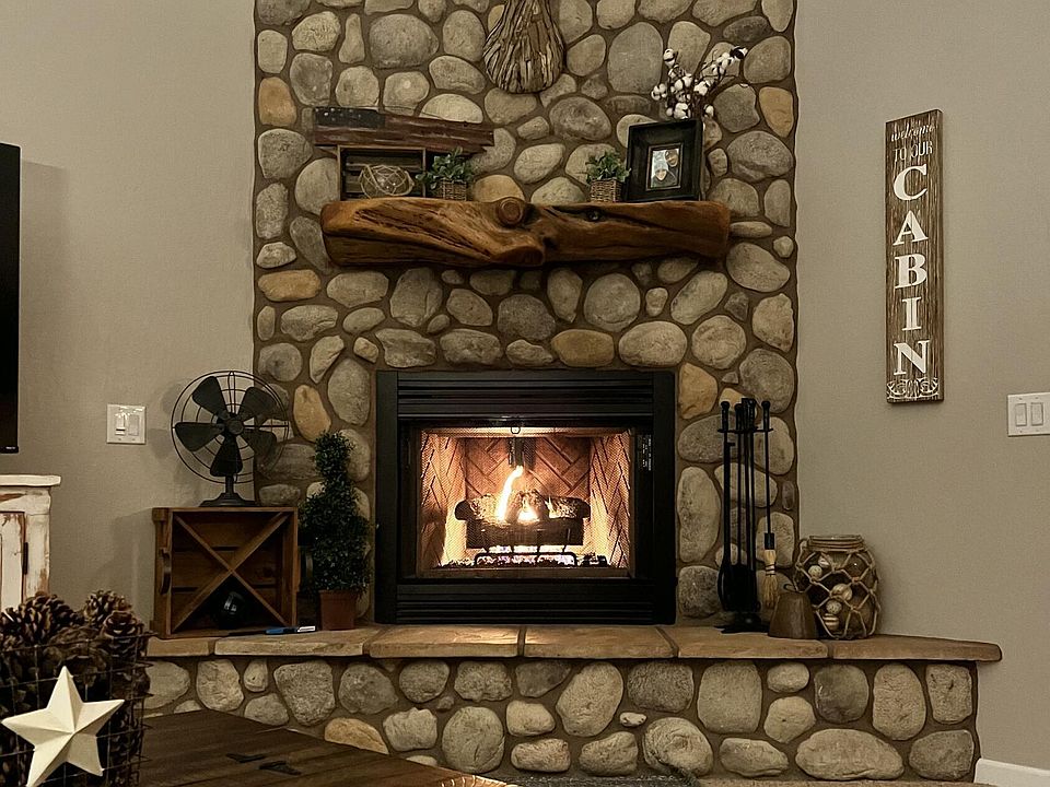 1st image of 2716 Rainbow Lake Dr