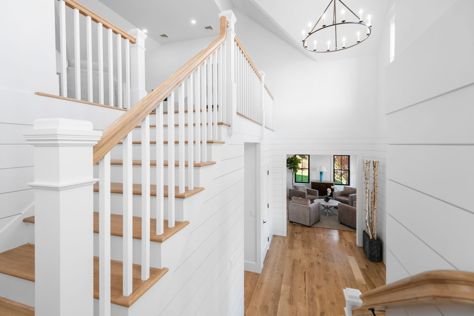  2 story Entry