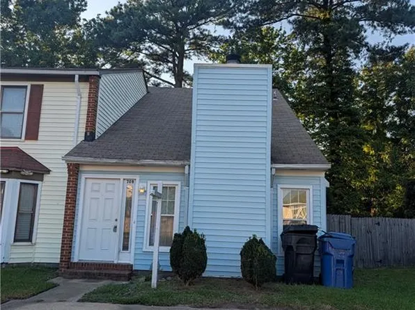 709 Brook Meadow Ct, Virginia Beach, VA 23462