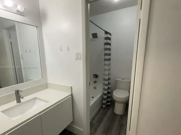 15330 SW 106th Ter #915 — Photo 4