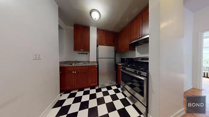 Rented by Bond New York | media 16