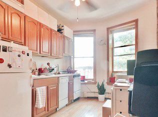 374 8th St #C4, Brooklyn, NY 11215