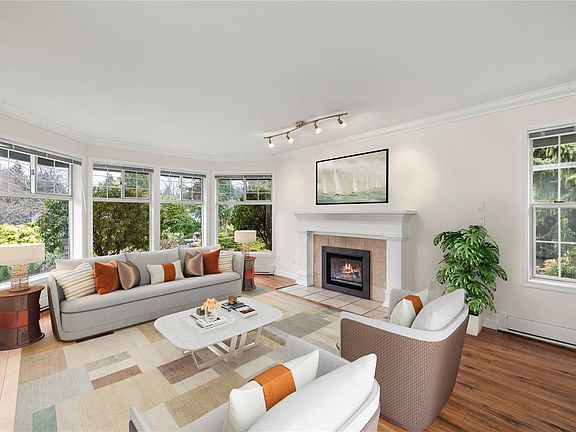 4th image of 559 Hollywood Rd