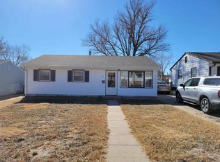 912 W L St, Mccook, NE 69001