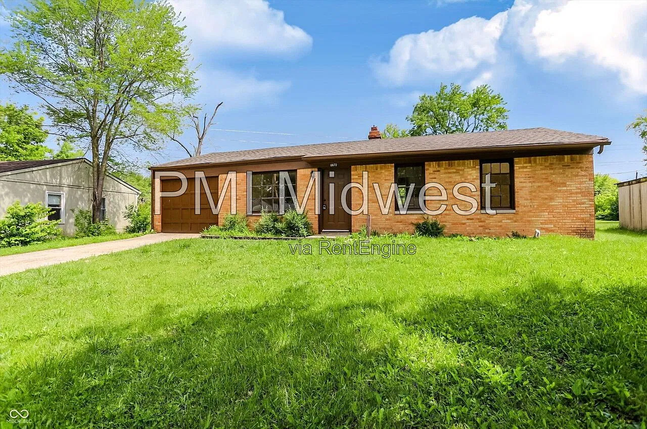 4 bed, 1.0 bath, 960 sqft, $1,495 — Photo 2