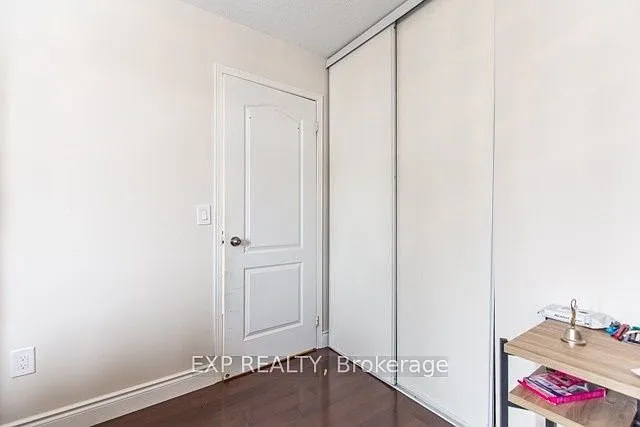 833 Scollard Ct #81 — Photo 17