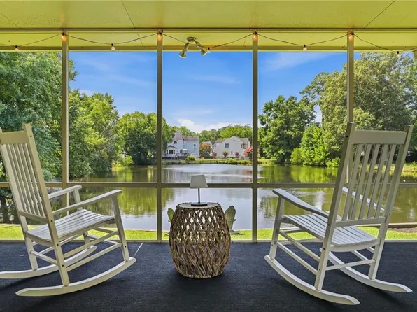 705 Turnbuckle Ct, Chesapeake, VA 23322