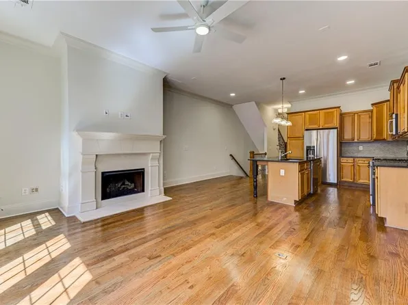 1422 Briarhaven Trl, Atlanta, GA 30319