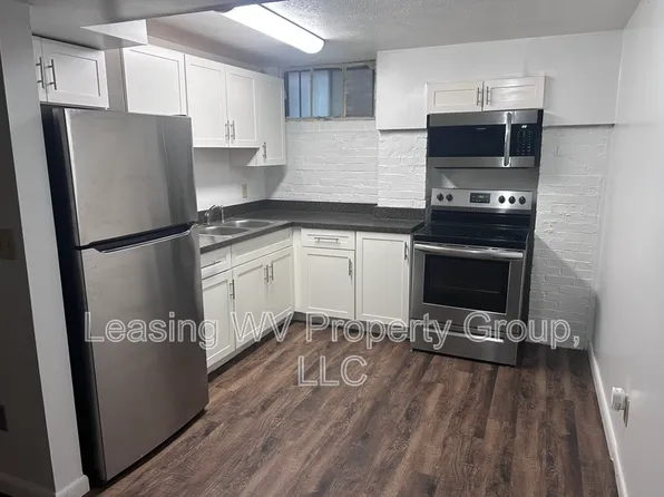1208 Kanawha Ter #8, Huntington, WV 25701