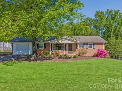 105 Vina Pl, Mount Holly, NC, 28120