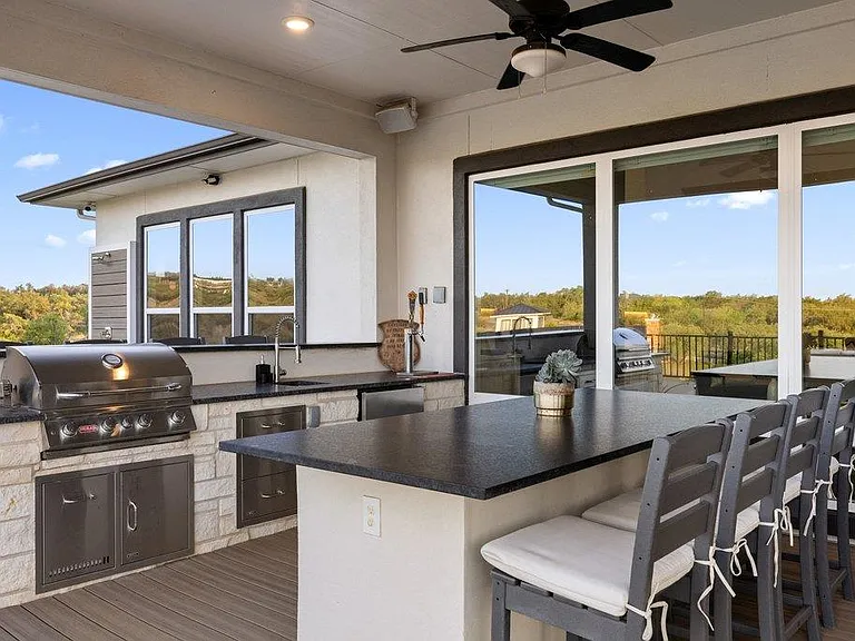 7337 Jument Dr — Photo 10