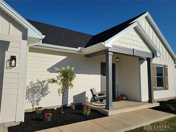 4th image of 17 Wheatland Dr