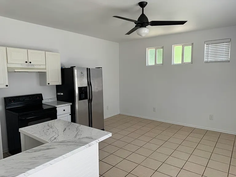 31200 Avenida Alvera #B — Photo 8