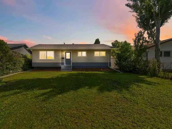 15015 95th St NW, Edmonton, AB T5E 3Z3