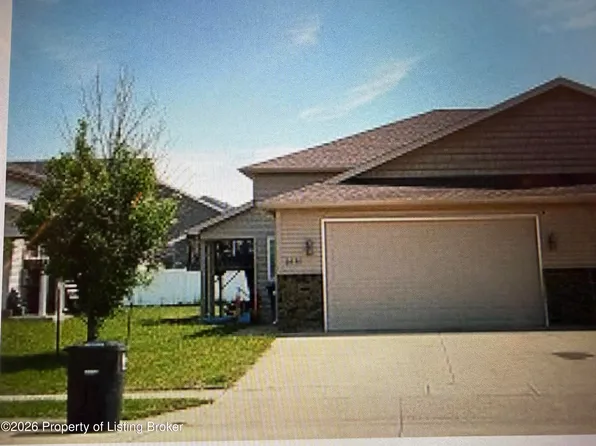 2630 Dakota Blvd, Dickinson, ND 58601