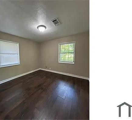 920 Woody Dr — Photo 10