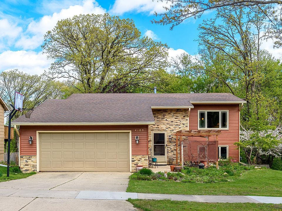 1st image of 4109 2nd Pl NW