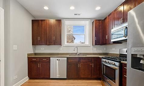 2nd image of 6100 N Talman Ave APT A2